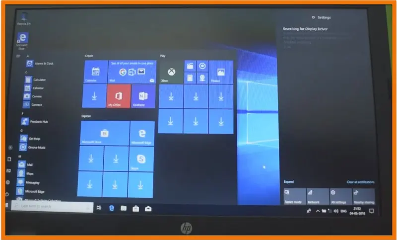Windows 10 Desktop on HP Laptop